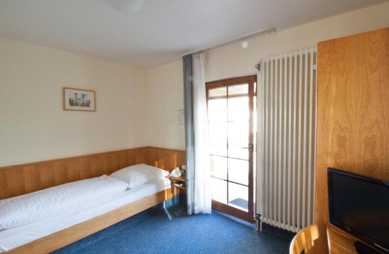 Hotel Krone Strassdorf Schwäbisch Gmünd Buitenkant foto