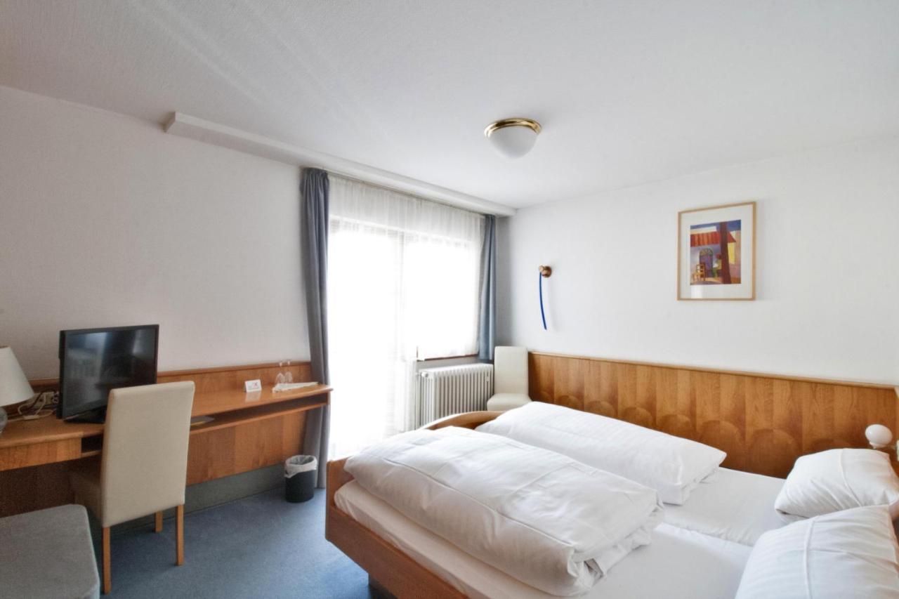 Hotel Krone Strassdorf Schwäbisch Gmünd Buitenkant foto