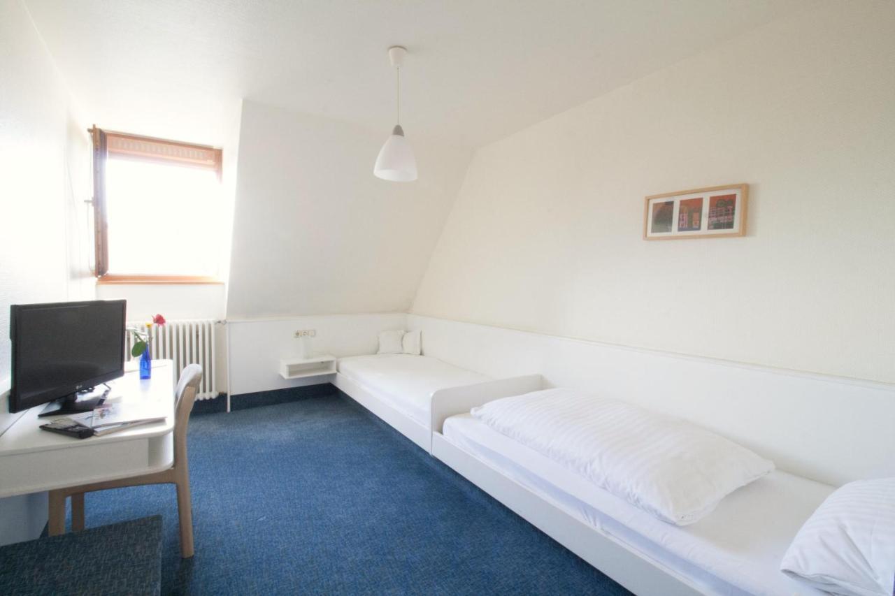 Hotel Krone Strassdorf Schwäbisch Gmünd Buitenkant foto