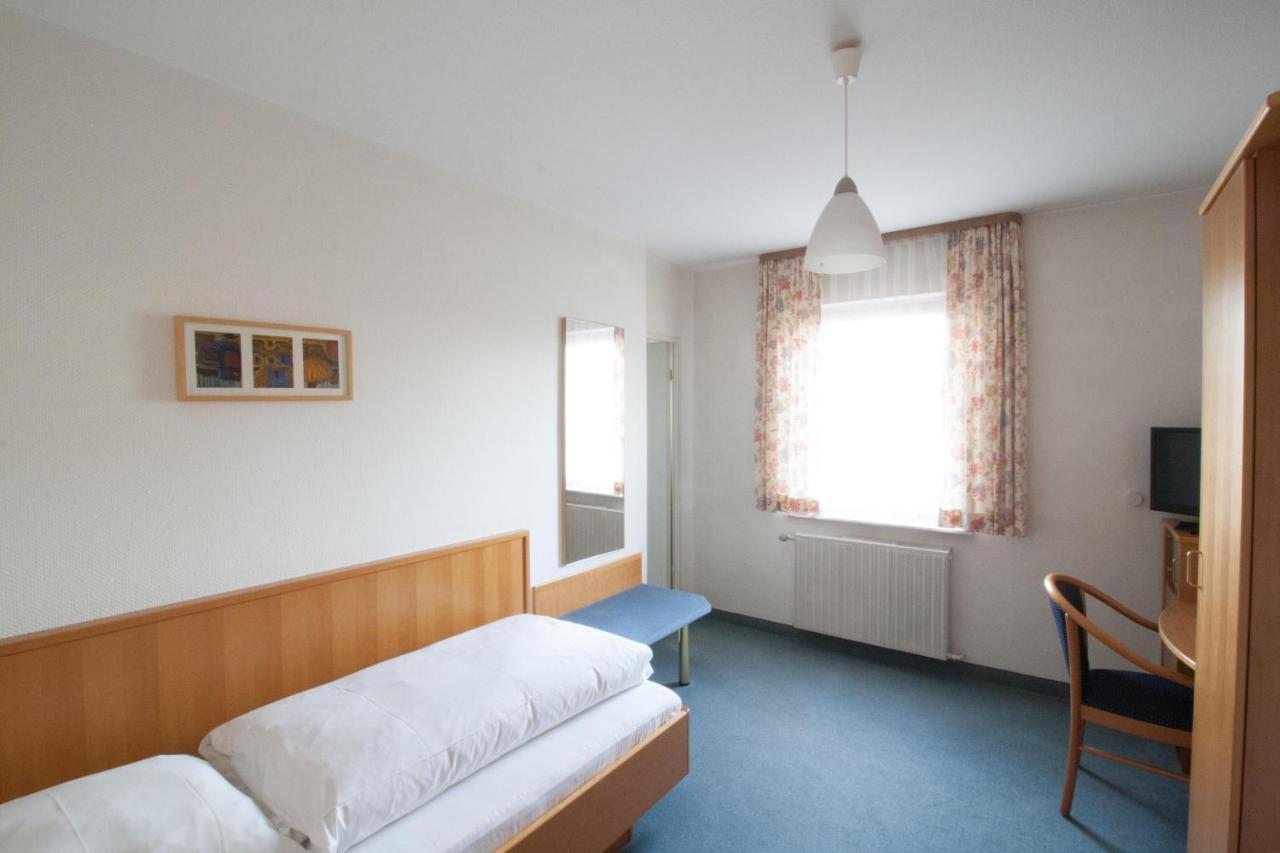 Hotel Krone Strassdorf Schwäbisch Gmünd Buitenkant foto