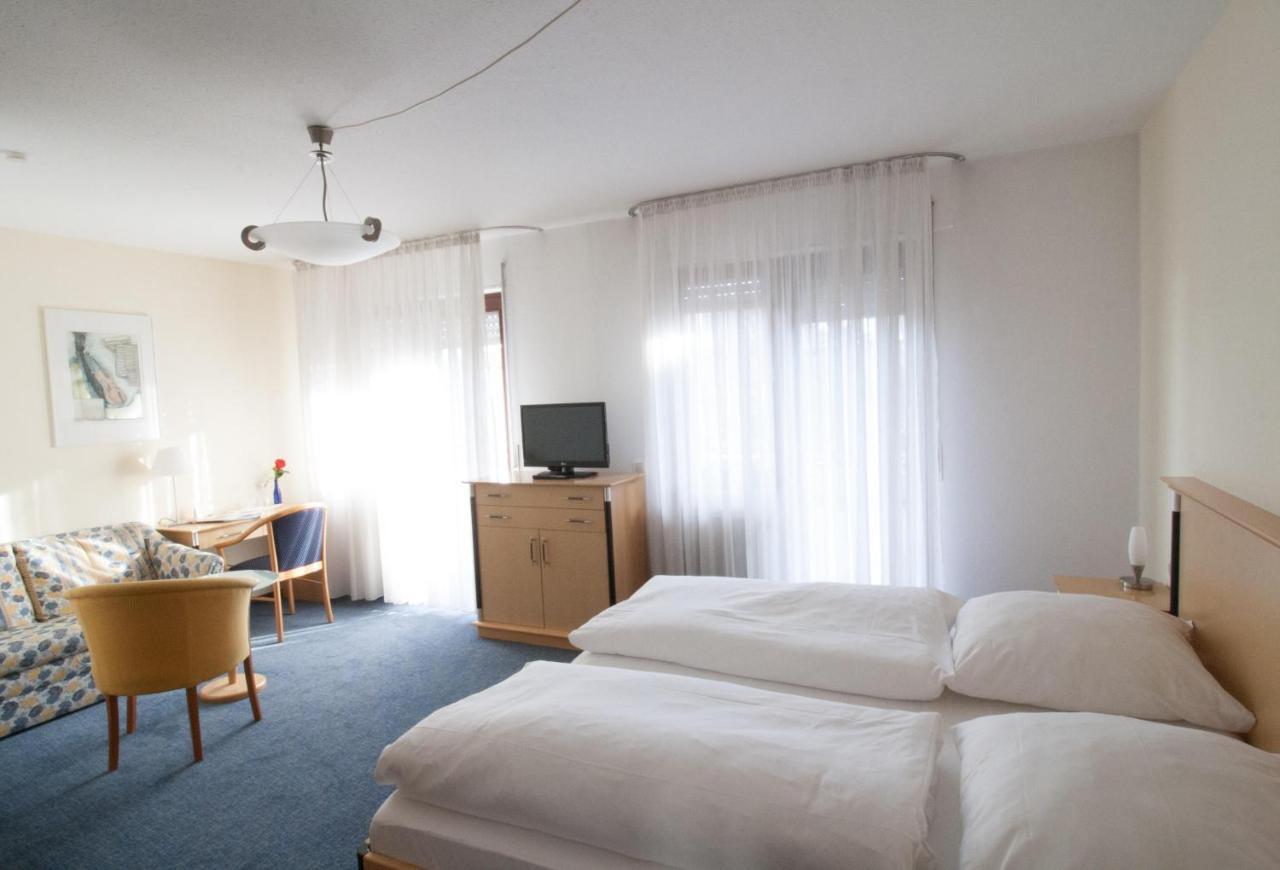 Hotel Krone Strassdorf Schwäbisch Gmünd Buitenkant foto
