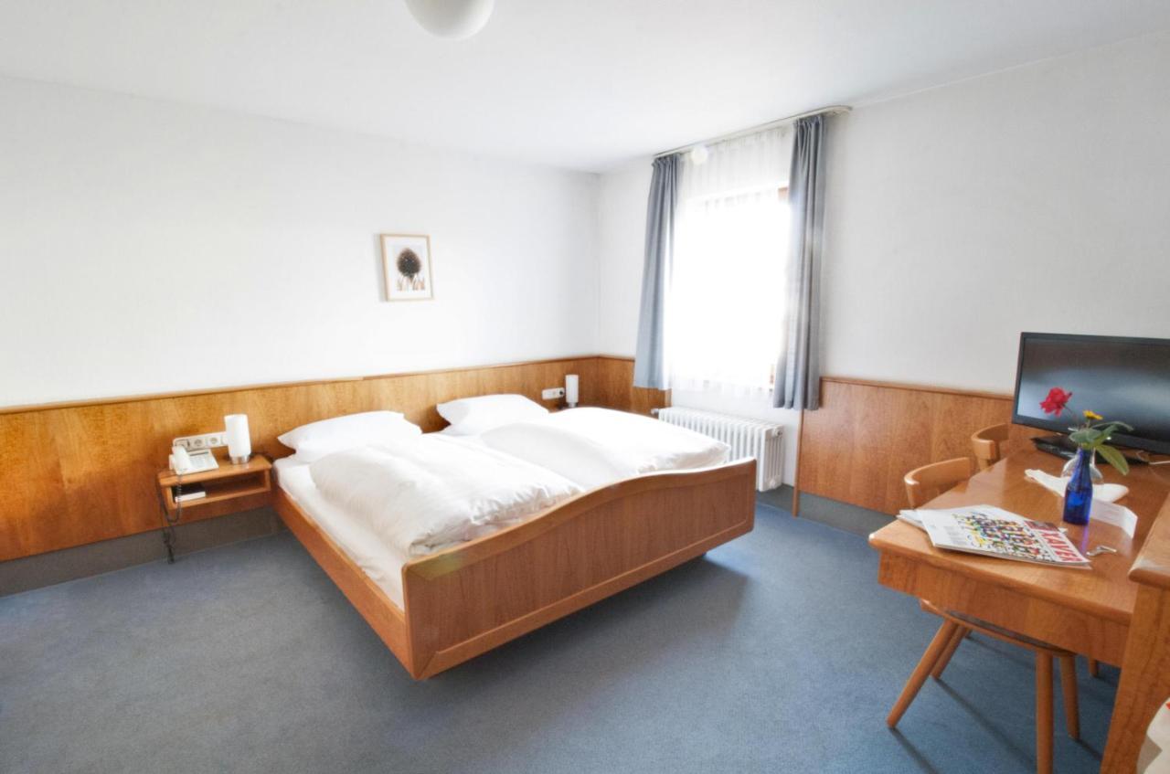 Hotel Krone Strassdorf Schwäbisch Gmünd Buitenkant foto