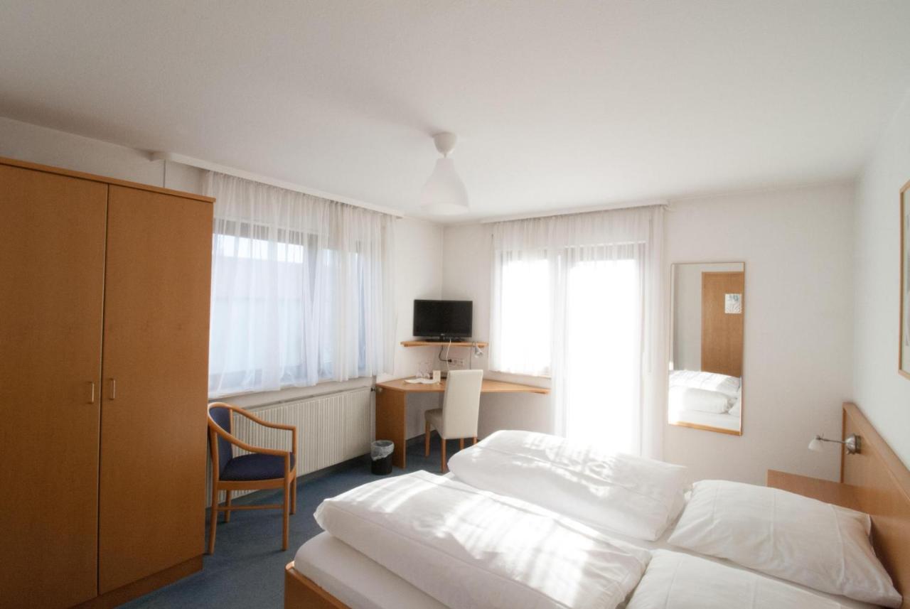 Hotel Krone Strassdorf Schwäbisch Gmünd Buitenkant foto