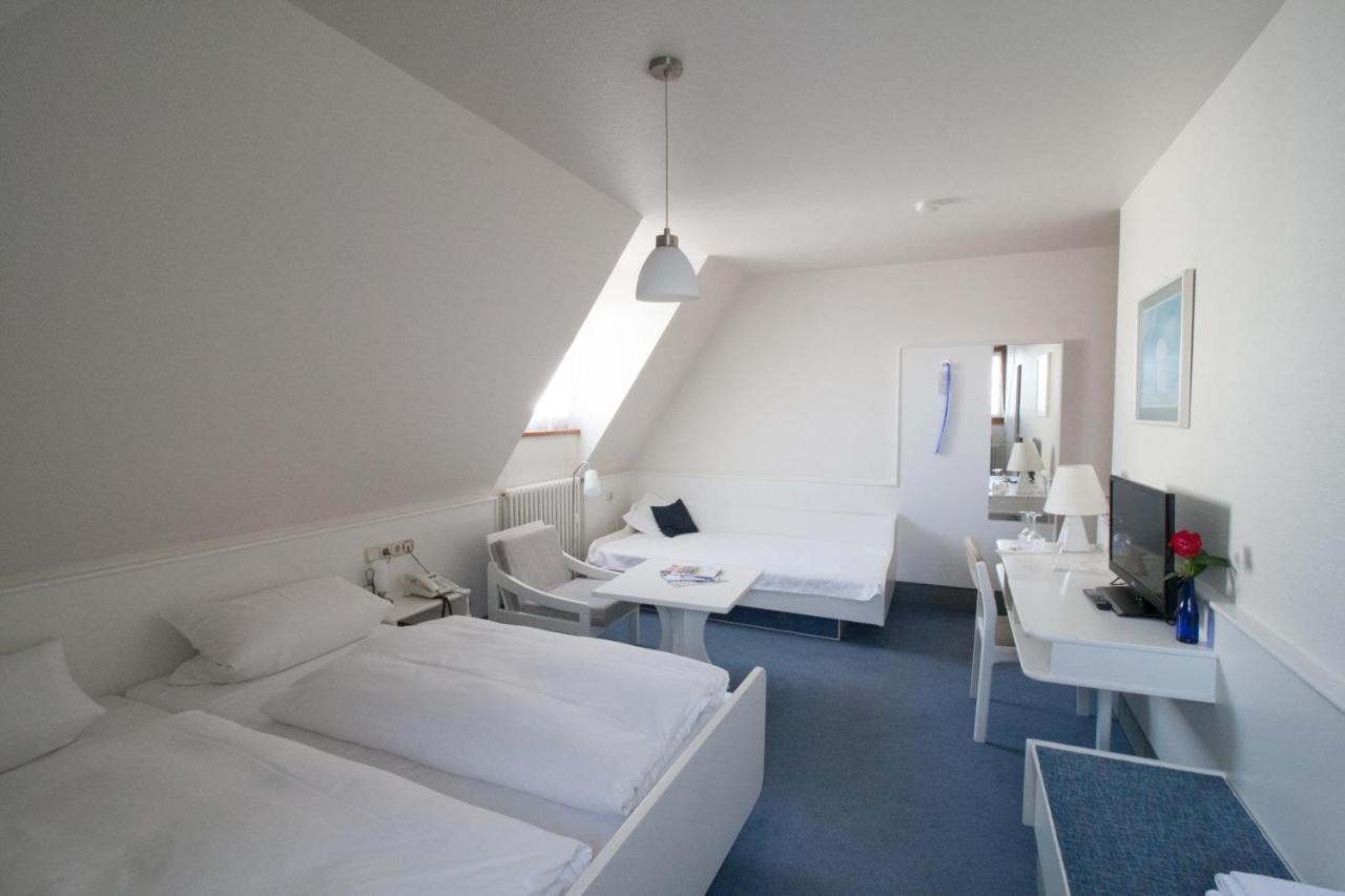 Hotel Krone Strassdorf Schwäbisch Gmünd Buitenkant foto