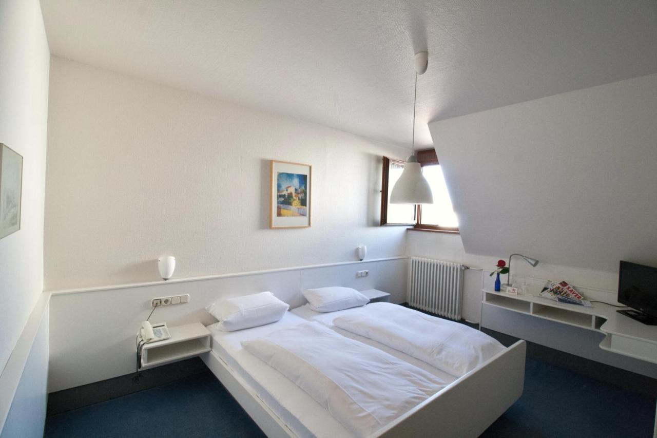 Hotel Krone Strassdorf Schwäbisch Gmünd Buitenkant foto